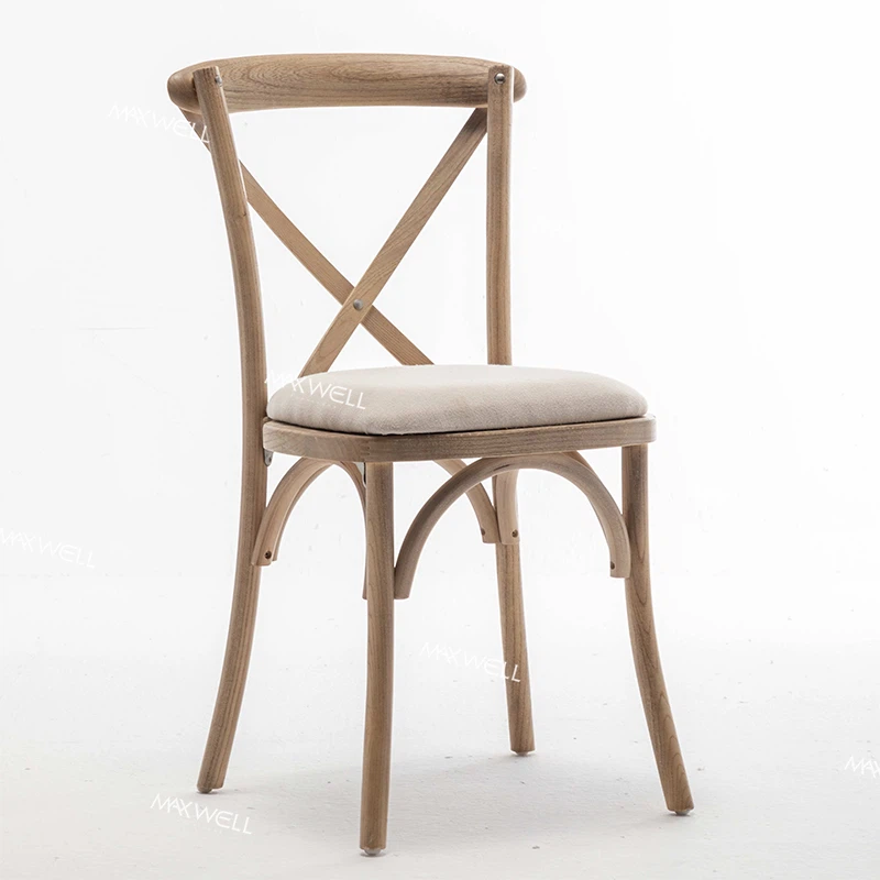 Poroka lesenih križnih stolov